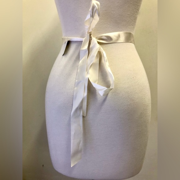 Natasha Couture Bridal Leaf Rhinestone Wedding Belt Sash - Picture 4 of 5